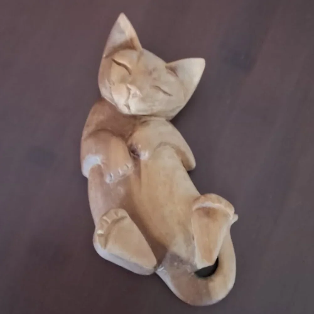 Vintage Balinese Hand Carved Wooden Sleeping Cat Folk Art Figurine - Picture 6 of 9